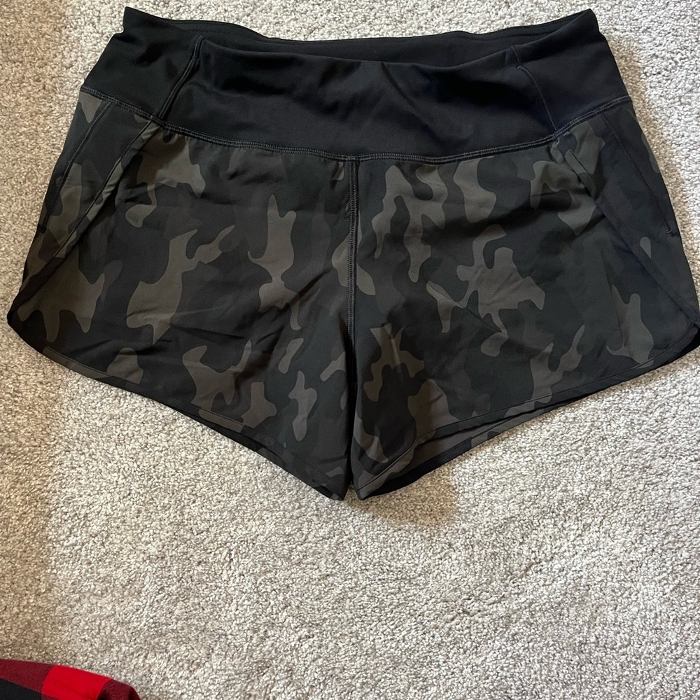 CRZ YOGA Black Athletic Shorts with Elastic Waistband